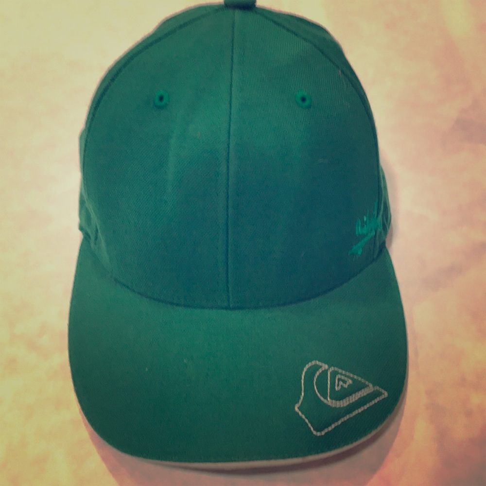 QuickSilver Green Fitted Hat Size 7-1/8